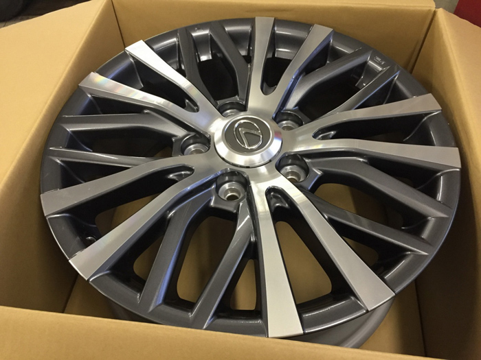 Колпачок на литой диск 4260B60390